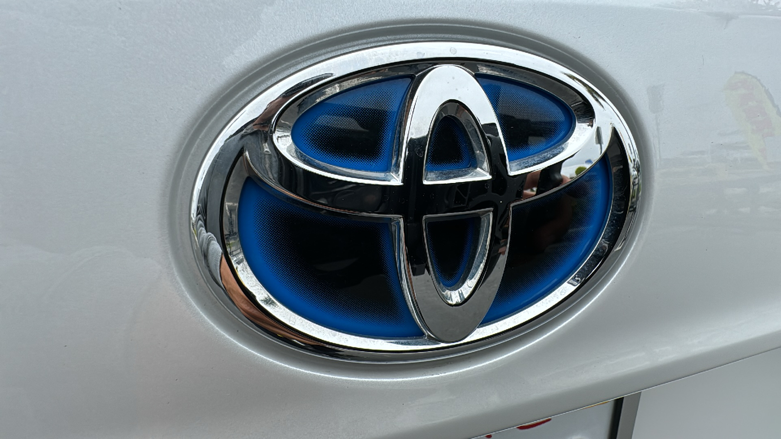 2023 Toyota Highlander Hybrid Limited 28
