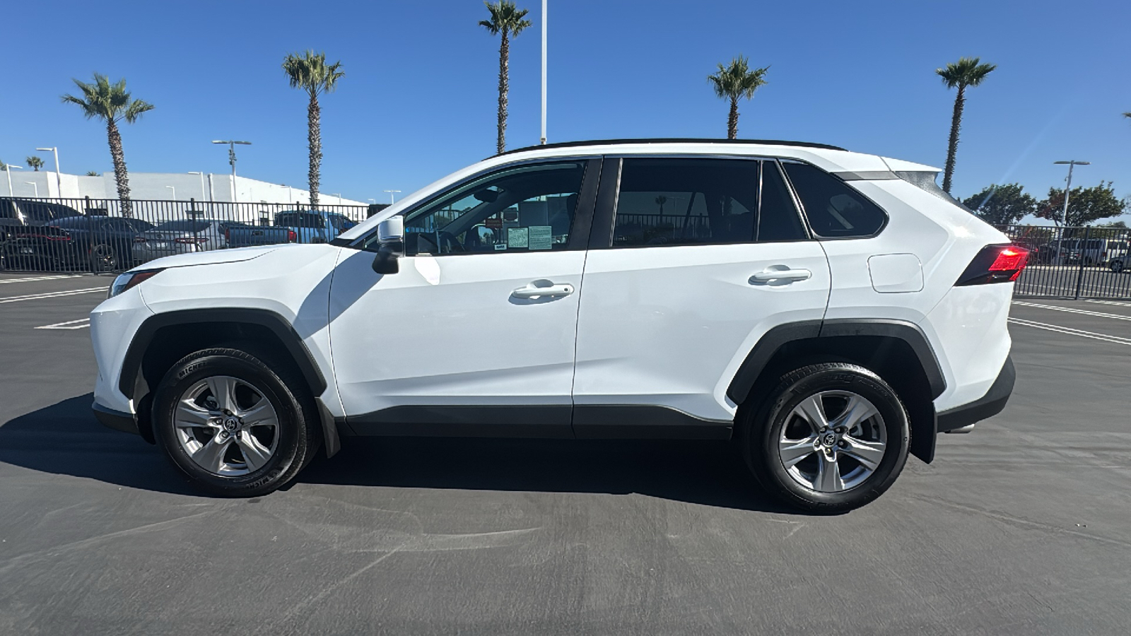 2024 Toyota RAV4 XLE 6