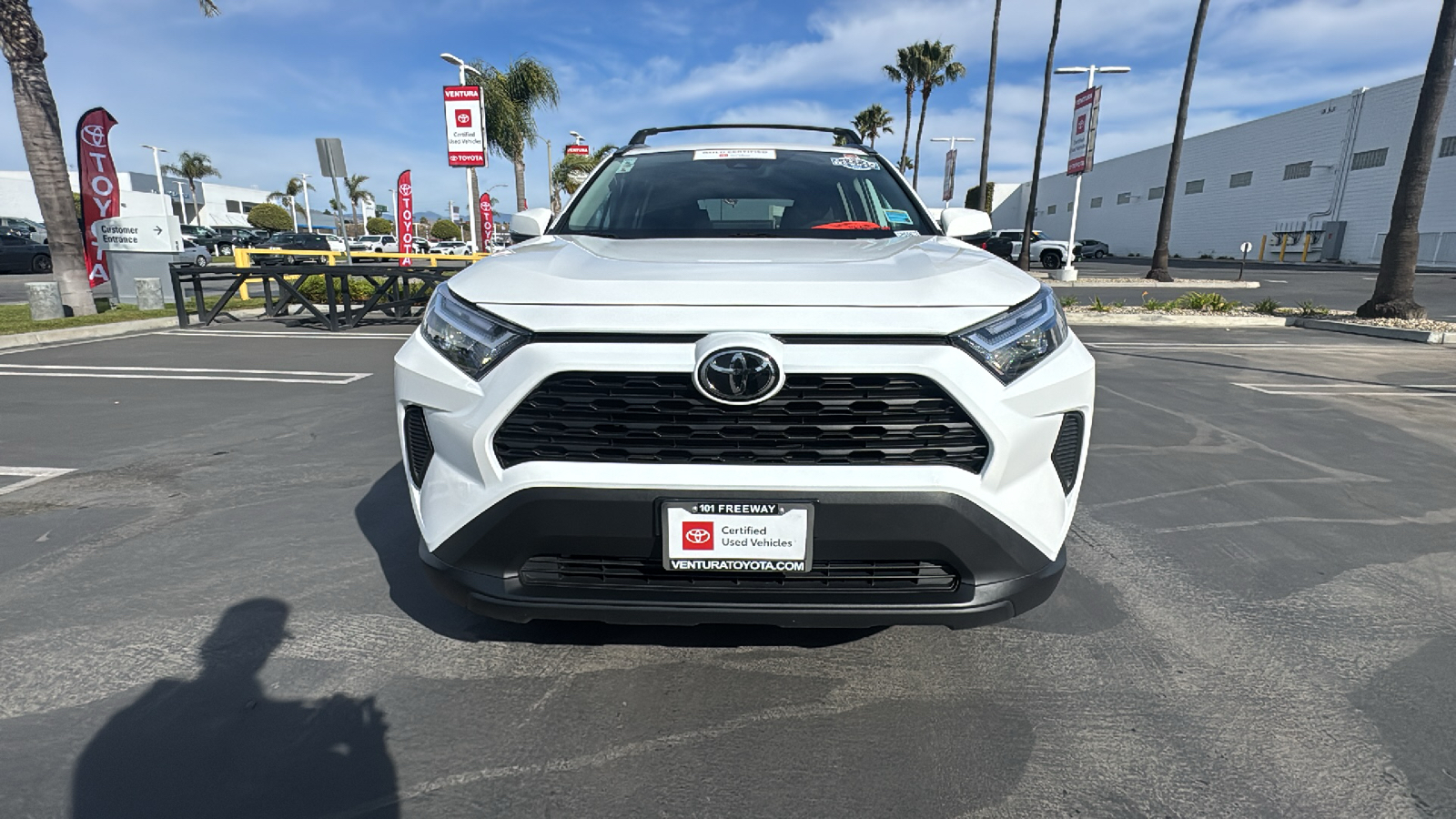 2024 Toyota RAV4 XLE 8