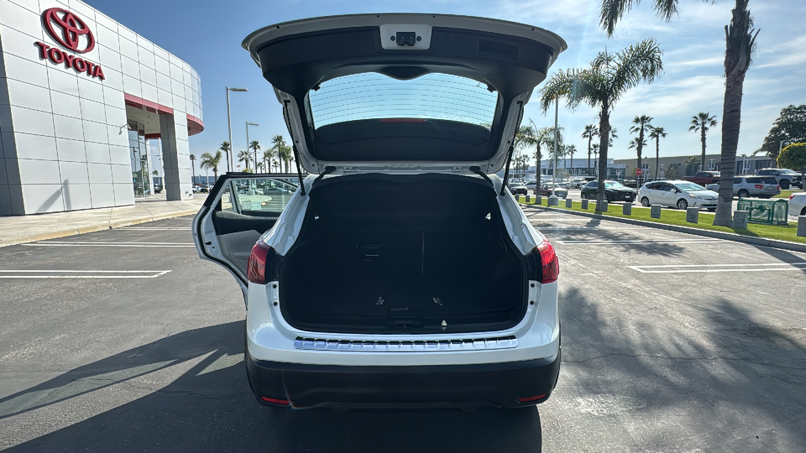 2019 Nissan Rogue Sport SV 10