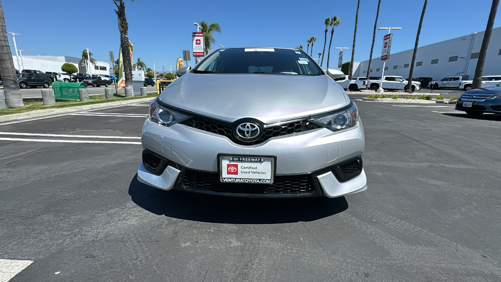 2017 Toyota Corolla iM  8