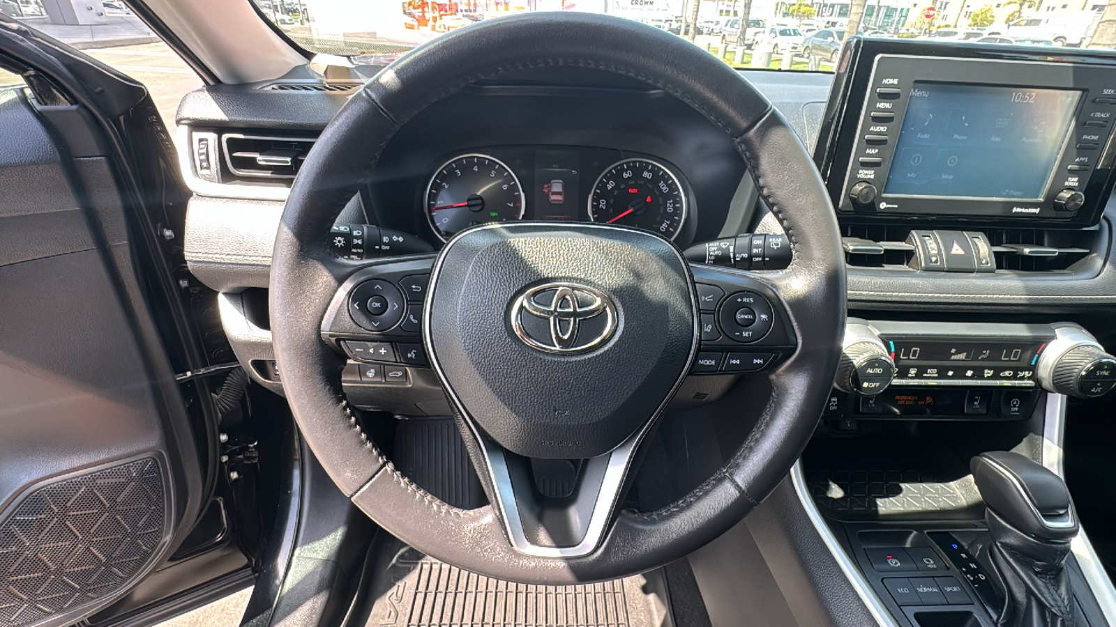 2021 Toyota RAV4 XLE Premium 16