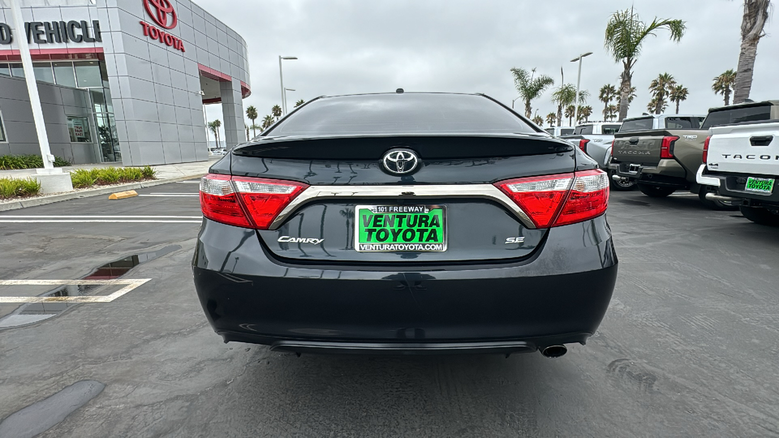 2015 Toyota Camry SE 4