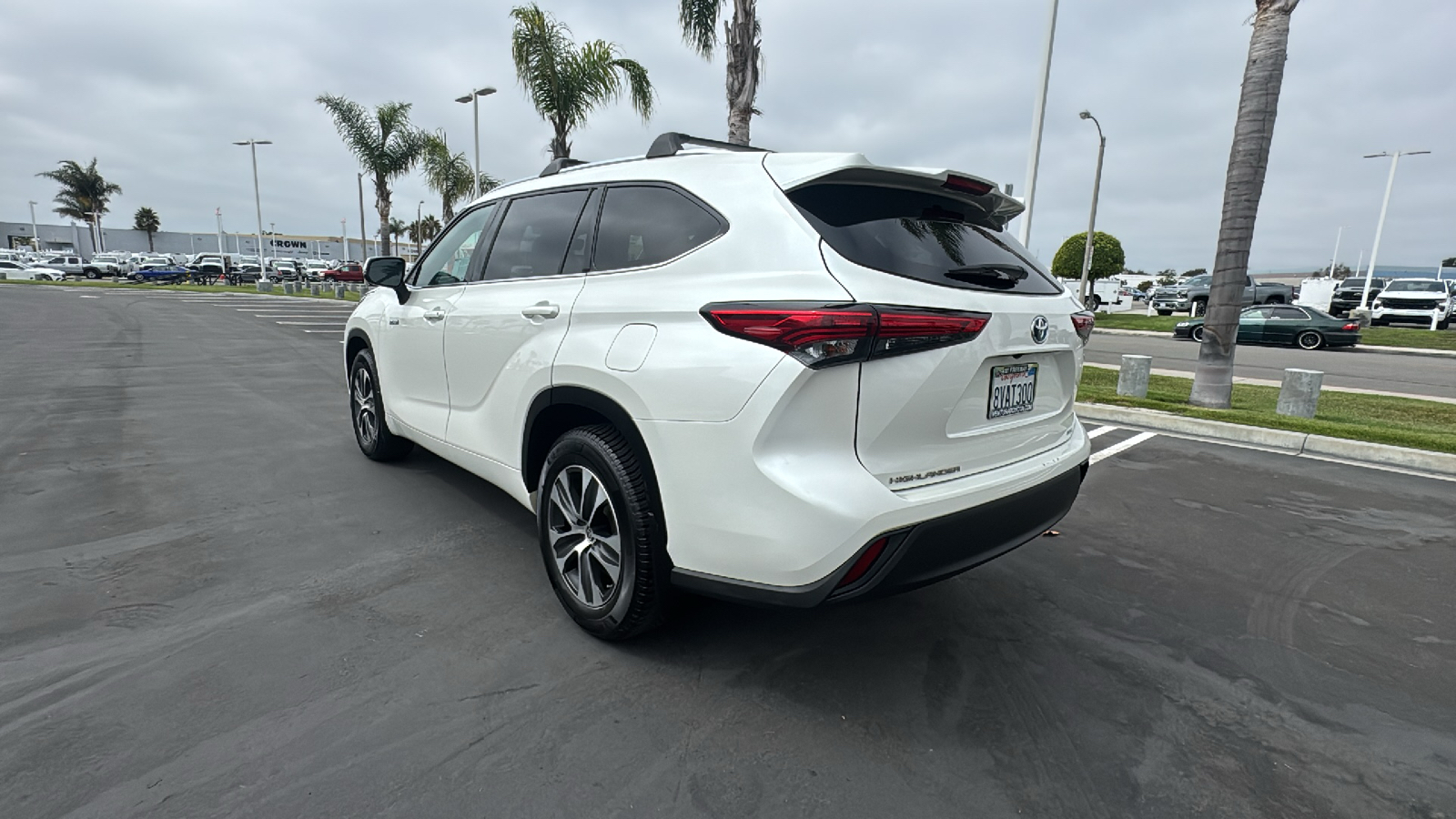 2021 Toyota Highlander Hybrid XLE 5