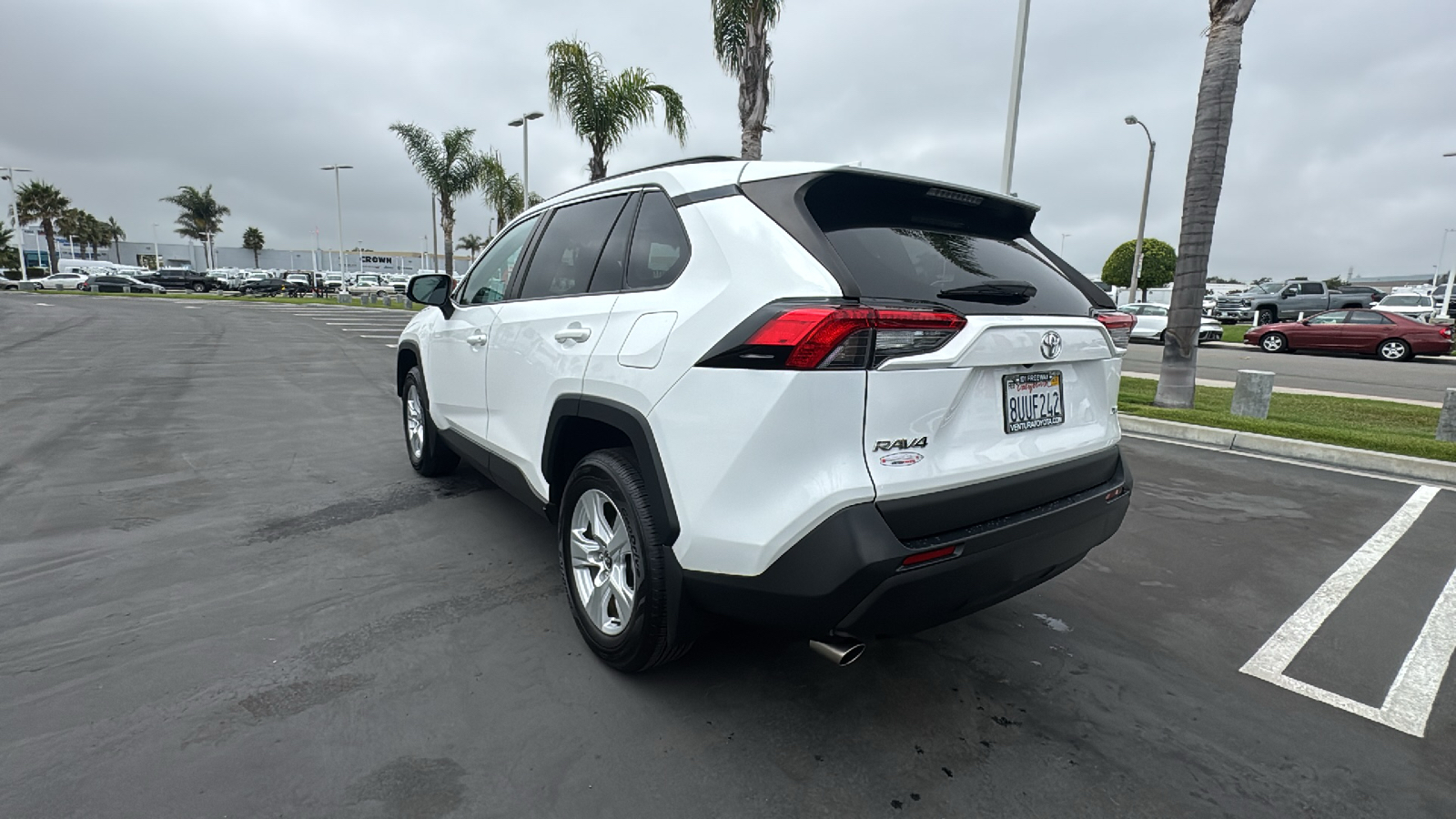 2021 Toyota RAV4 XLE 5