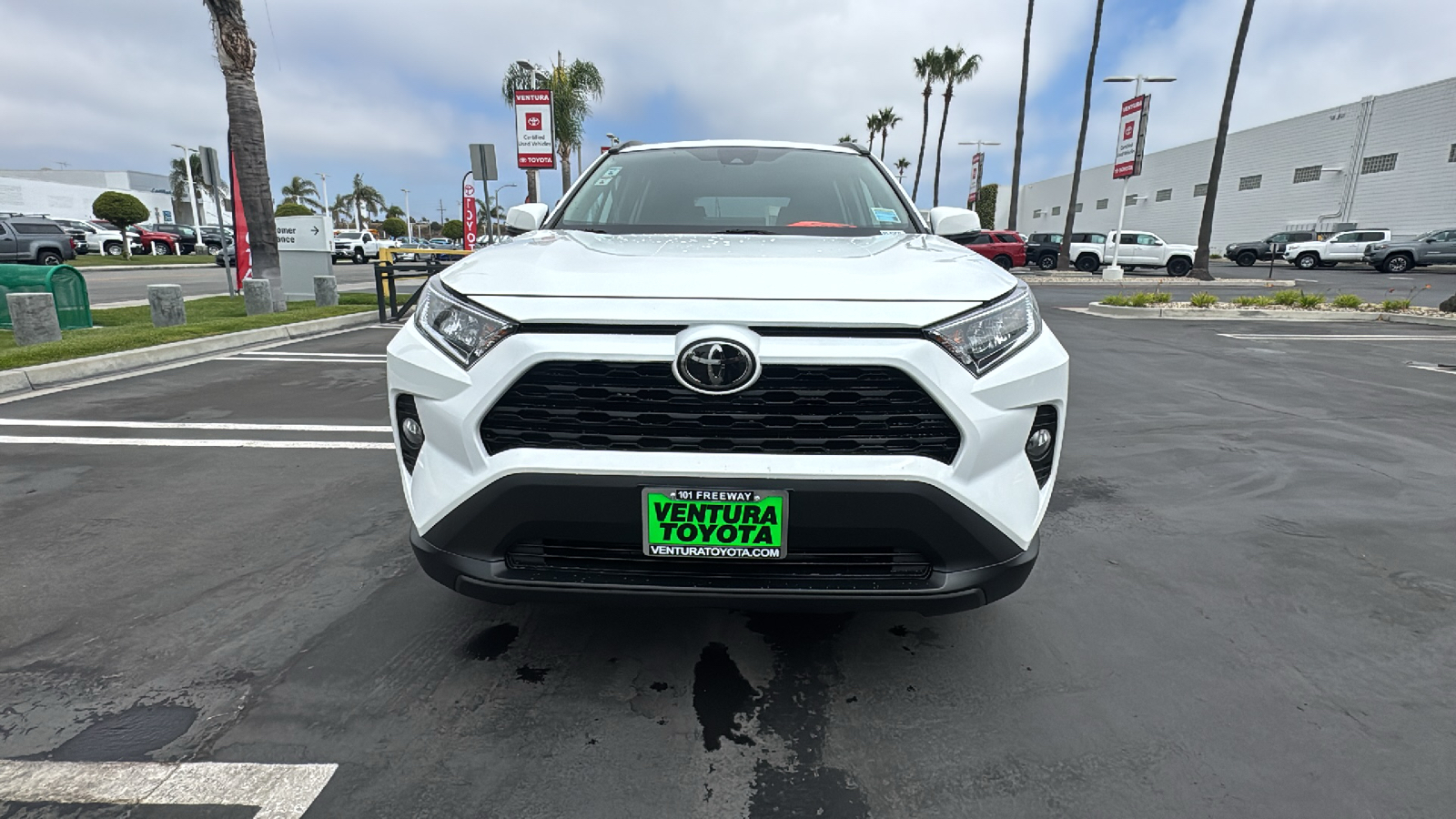 2021 Toyota RAV4 XLE 8