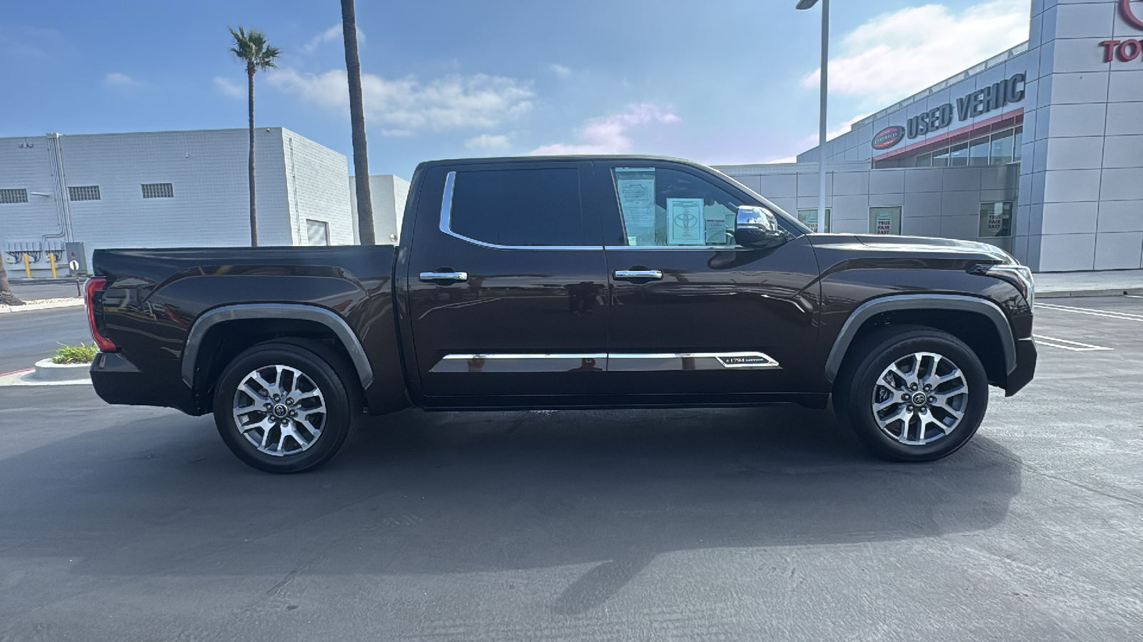 2022 Toyota Tundra 1794 Edition CrewMax 5.5 Bed 2