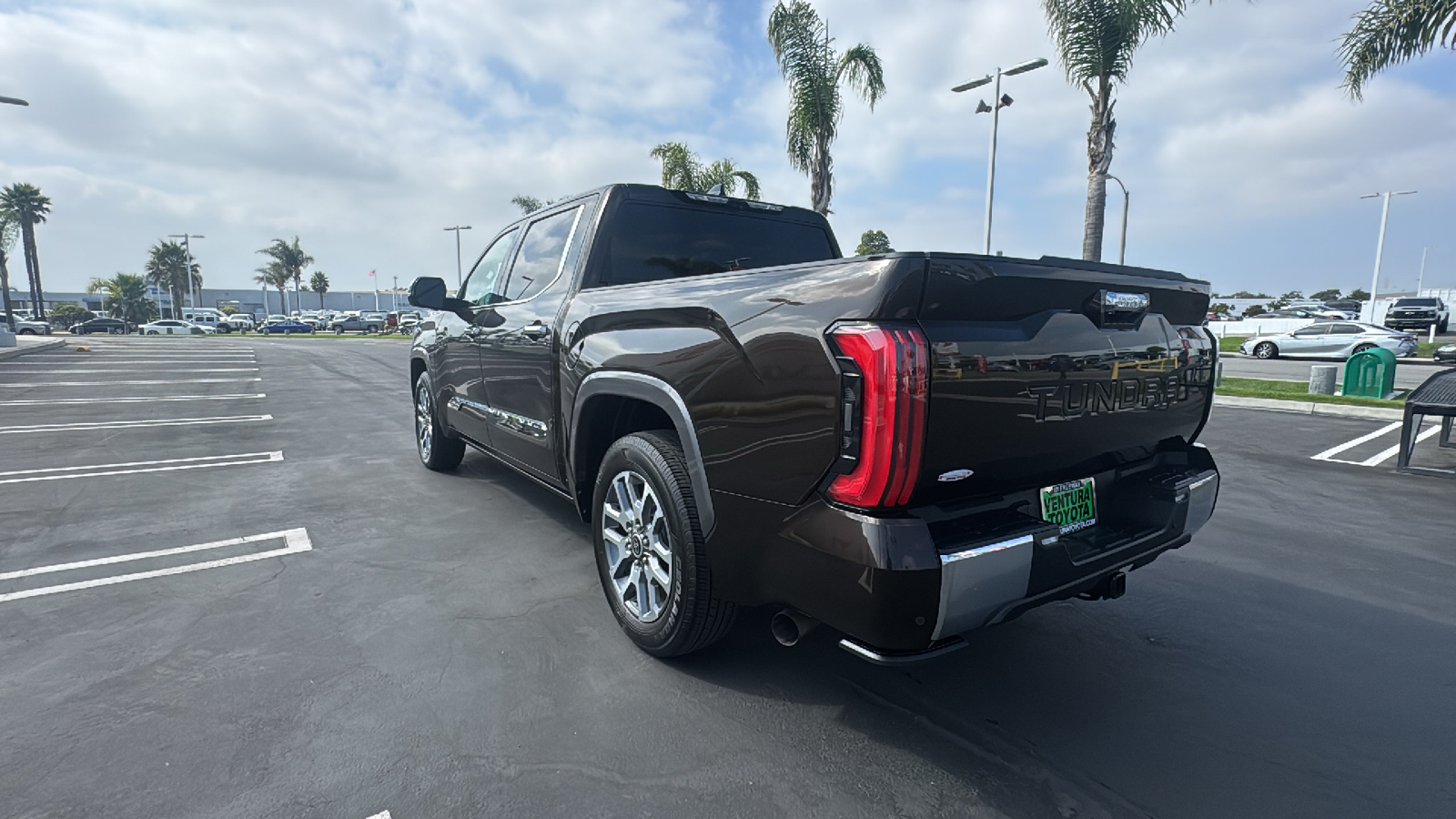 2022 Toyota Tundra 1794 Edition CrewMax 5.5 Bed 5