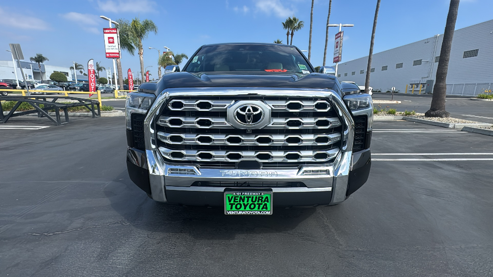 2022 Toyota Tundra 1794 Edition CrewMax 5.5 Bed 8