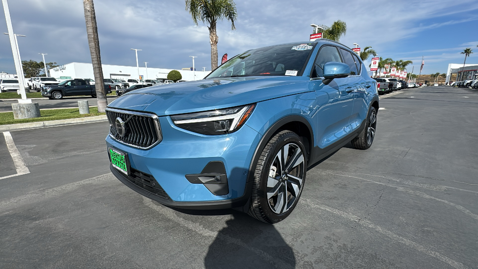 2024 Volvo XC40 Plus Bright Theme 7