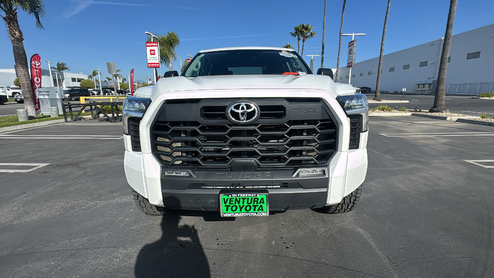 2022 Toyota Tundra SR5 CrewMax 5.5 Bed 8