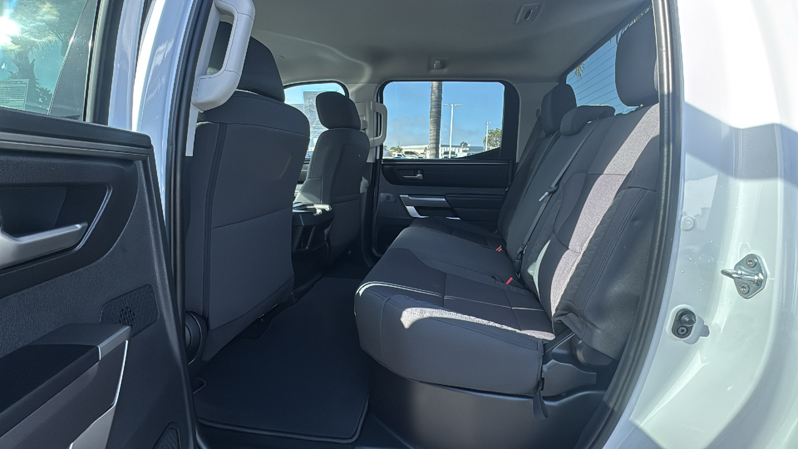 2022 Toyota Tundra SR5 CrewMax 5.5 Bed 17