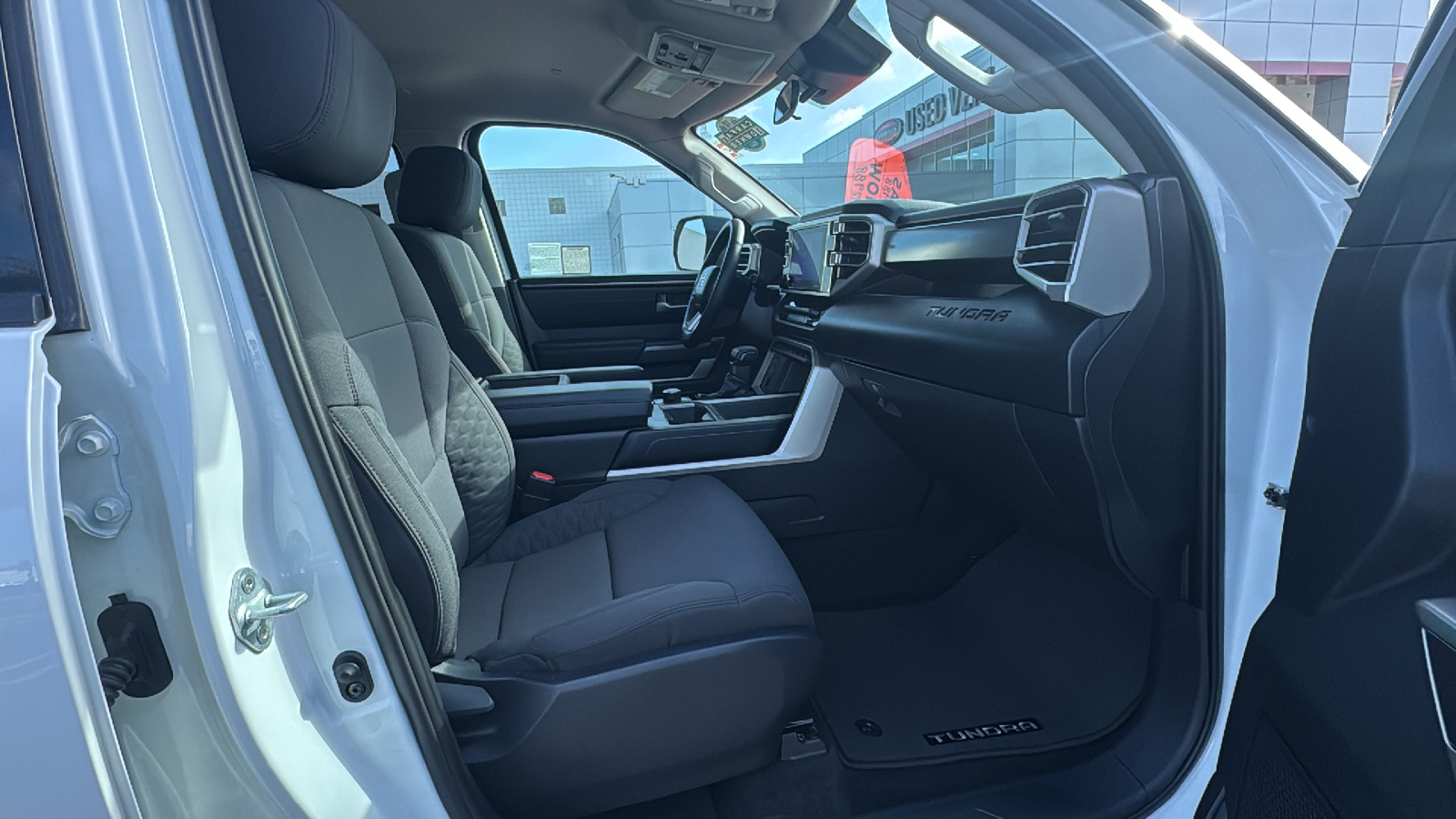 2022 Toyota Tundra SR5 CrewMax 5.5 Bed 20