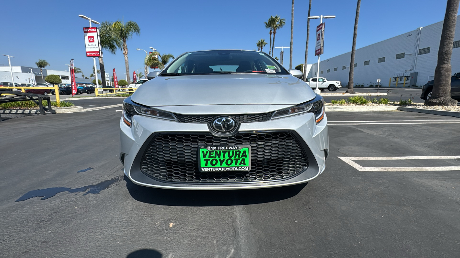 2021 Toyota Corolla LE 8