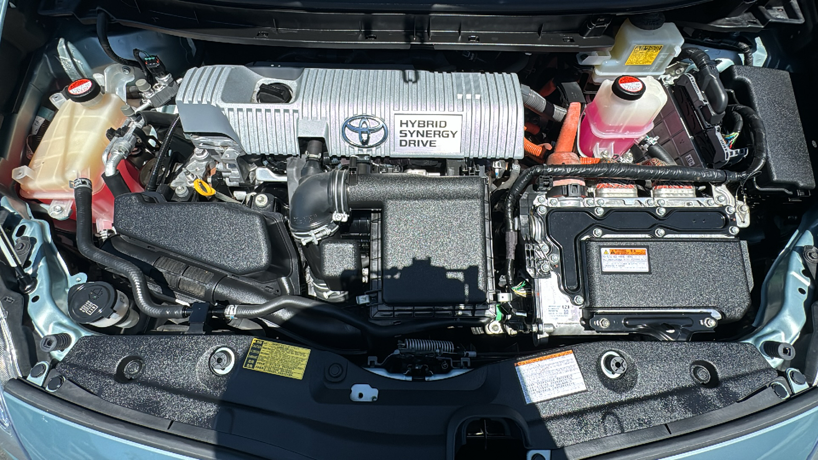 2015 Toyota Prius Three 9