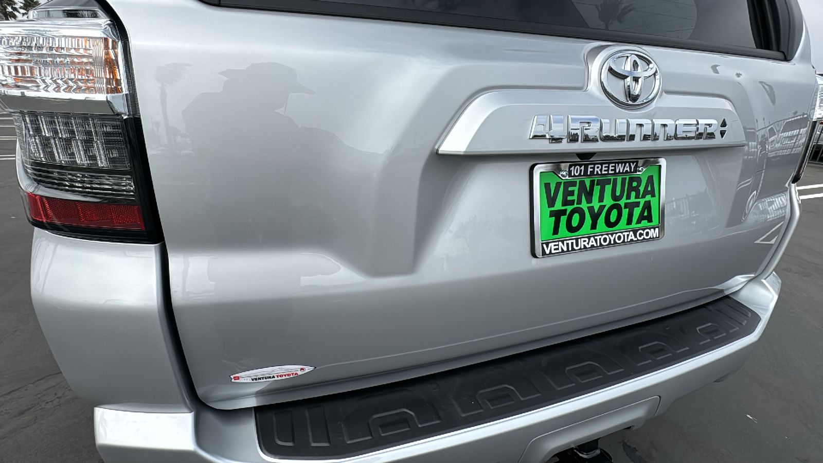 2024 Toyota 4Runner SR5 24