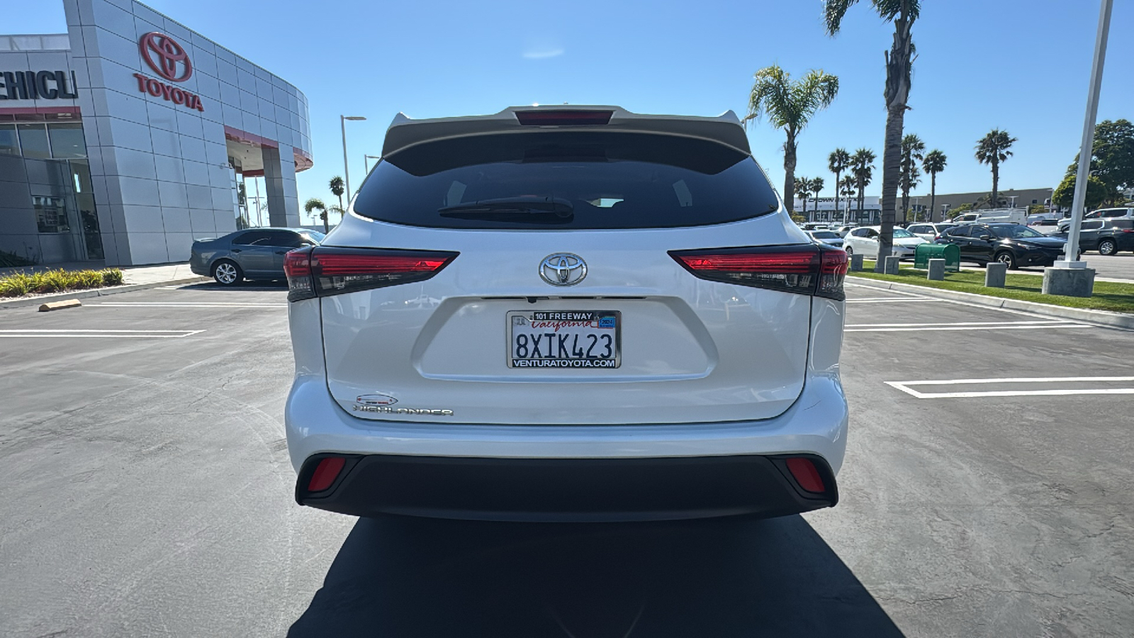 2021 Toyota Highlander L 4