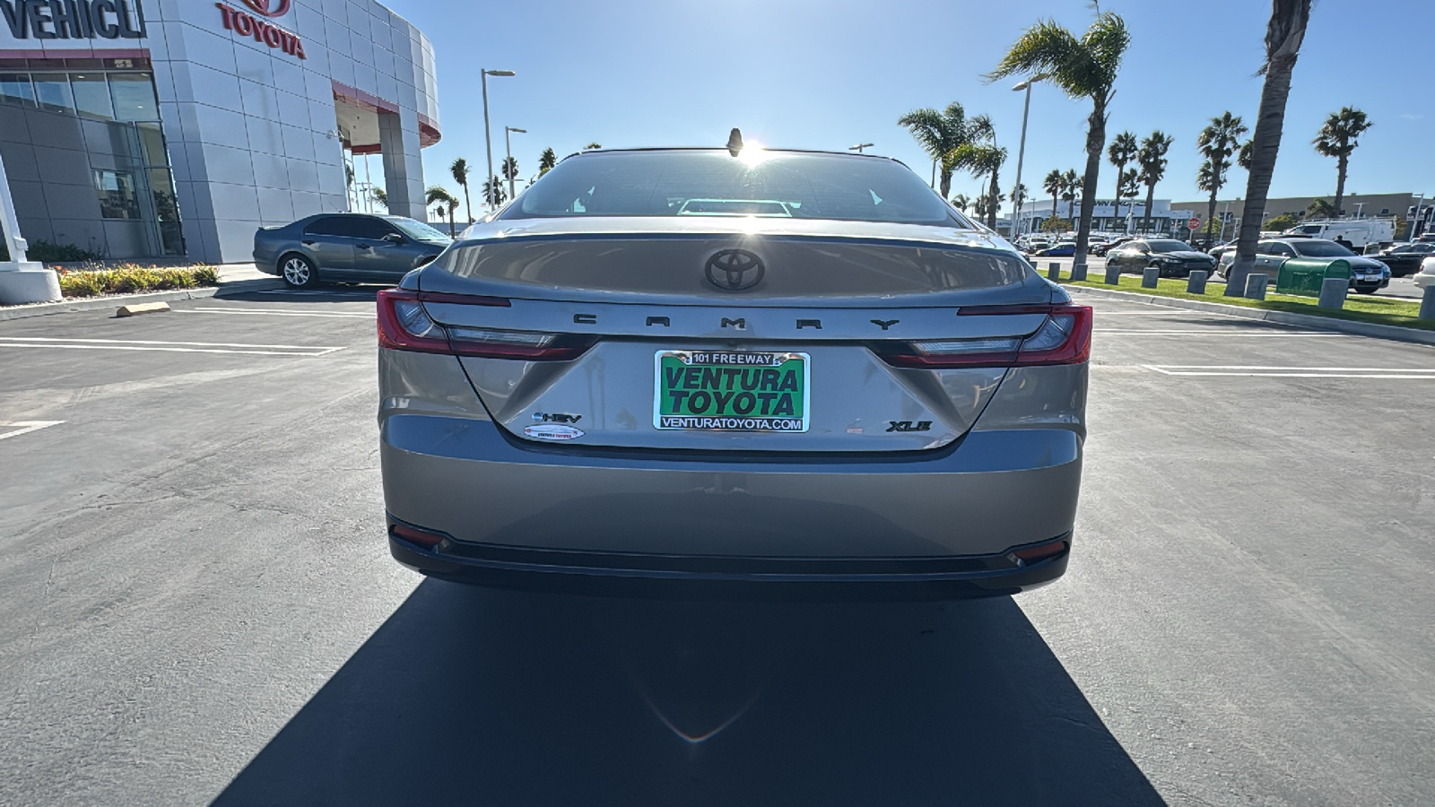 2025 Toyota Camry XLE 4