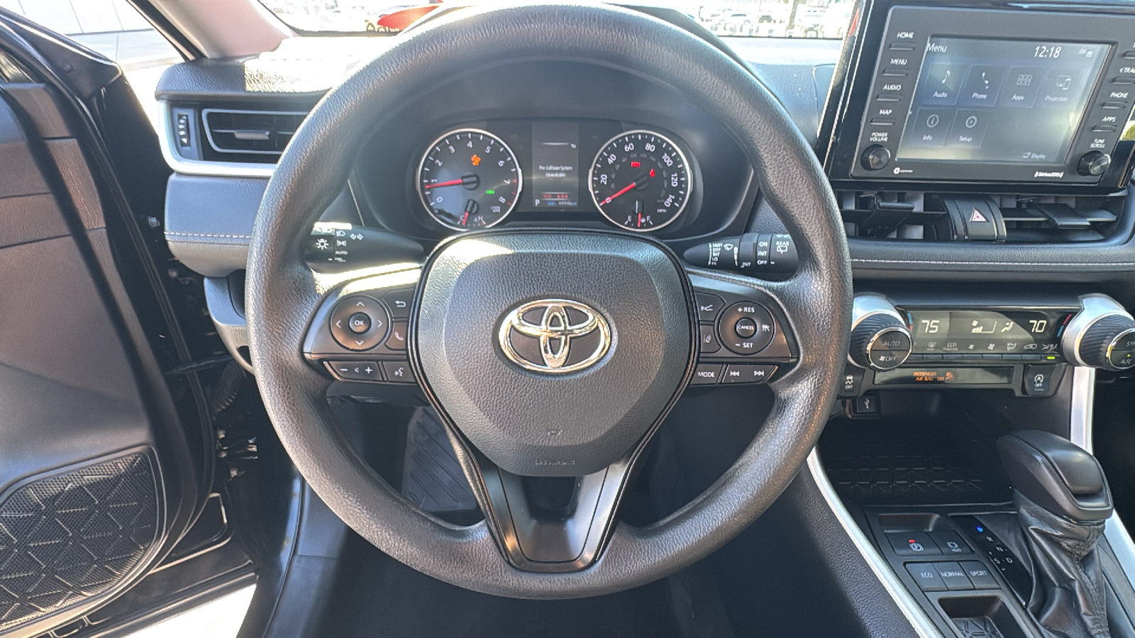 2022 Toyota RAV4 XLE 16