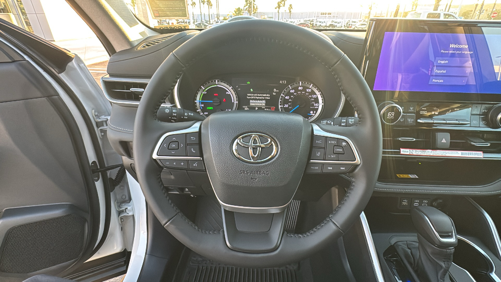 2025 Toyota Highlander Hybrid XLE Nightshade 16