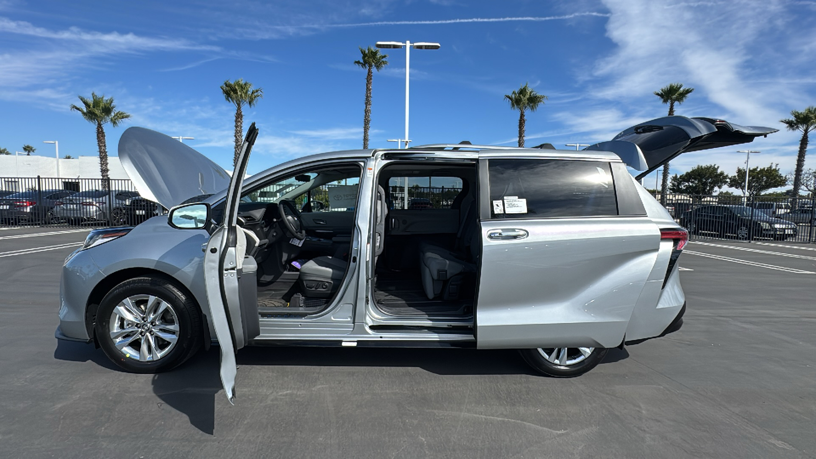 2024 Toyota Sienna Limited 11