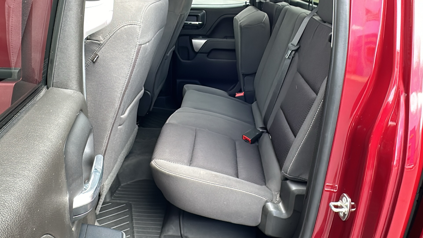 2018 Chevrolet Silverado 1500 LT 4WD Double Cab 143.5 27