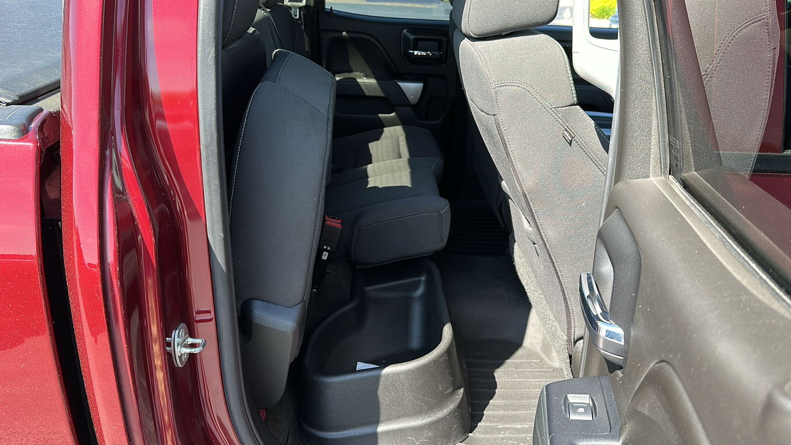 2017 Chevrolet Silverado 1500 LT 4WD Double Cab 143.5 29