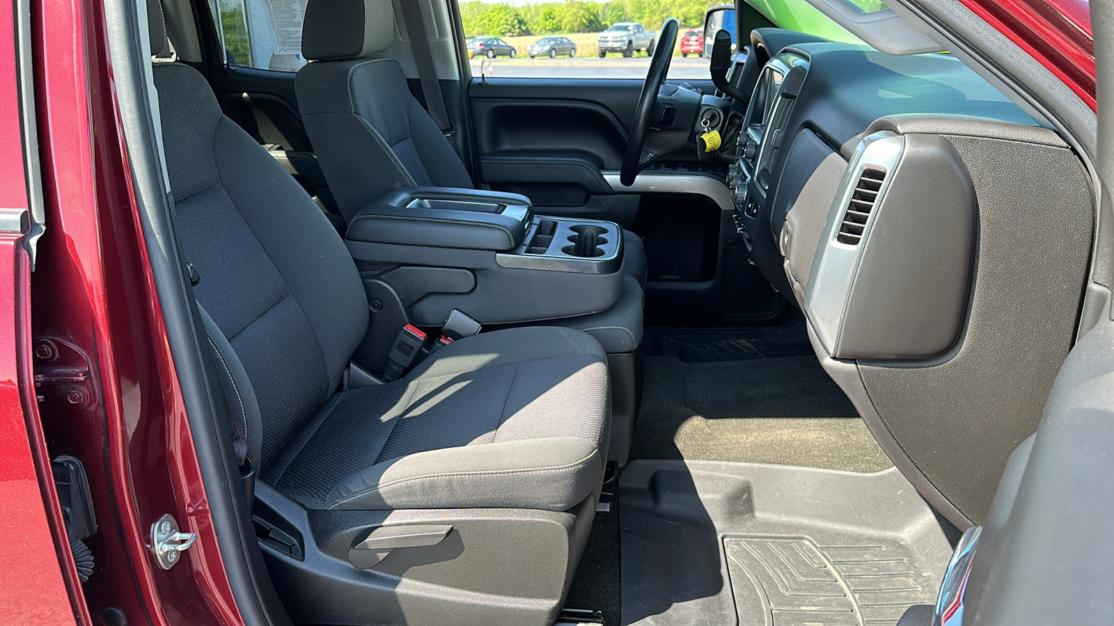 2017 Chevrolet Silverado 1500 LT 4WD Double Cab 143.5 30