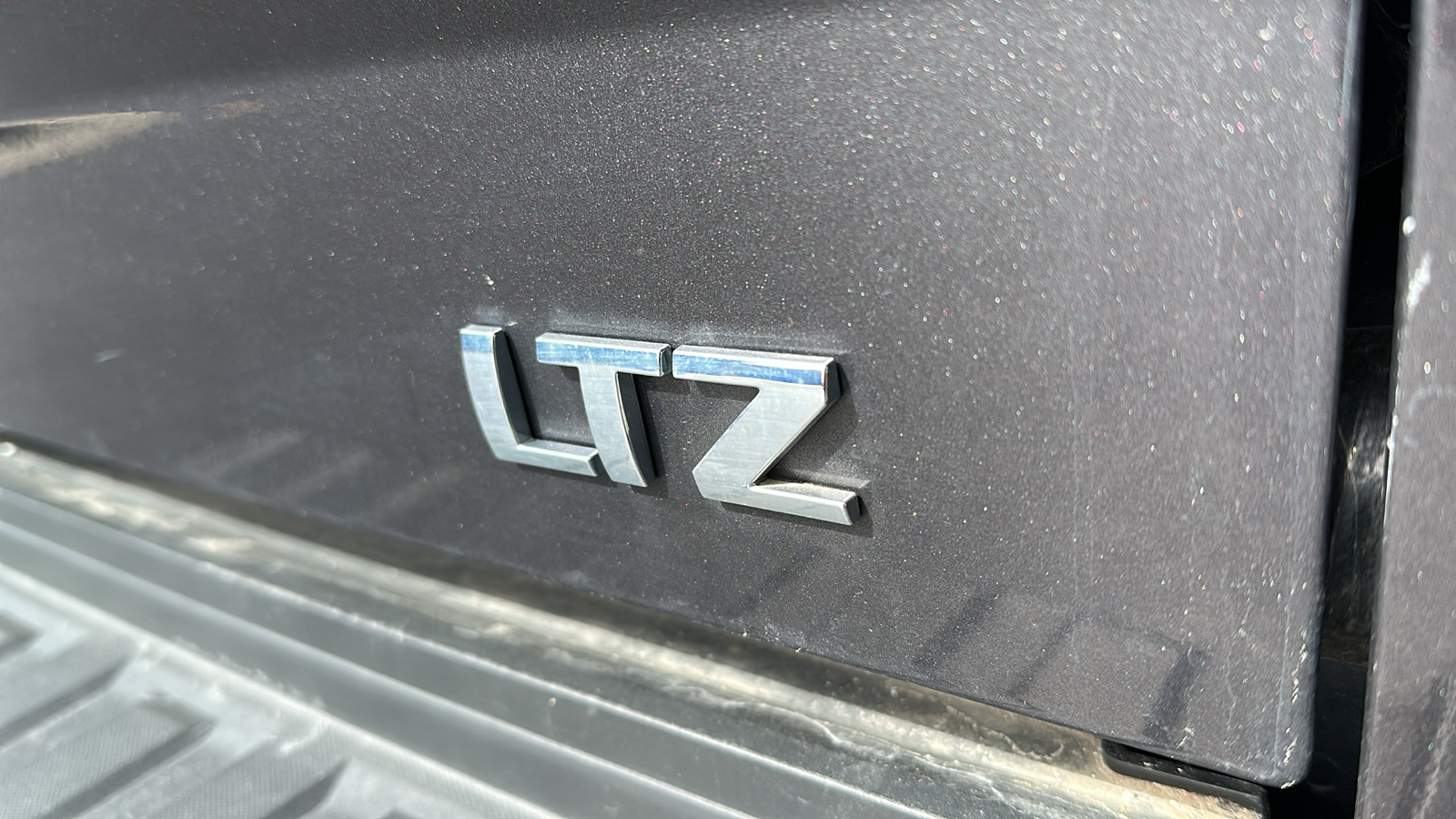 2016 Chevrolet Silverado 2500HD LTZ 4WD Crew Cab 167.7 13