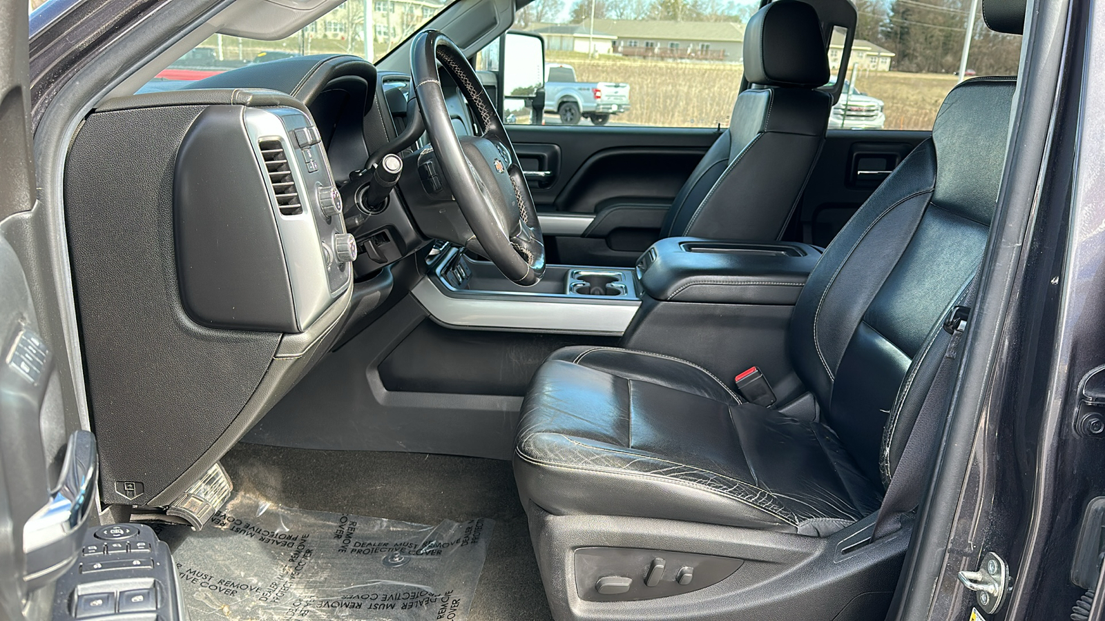 2016 Chevrolet Silverado 2500HD LTZ 4WD Crew Cab 167.7 18