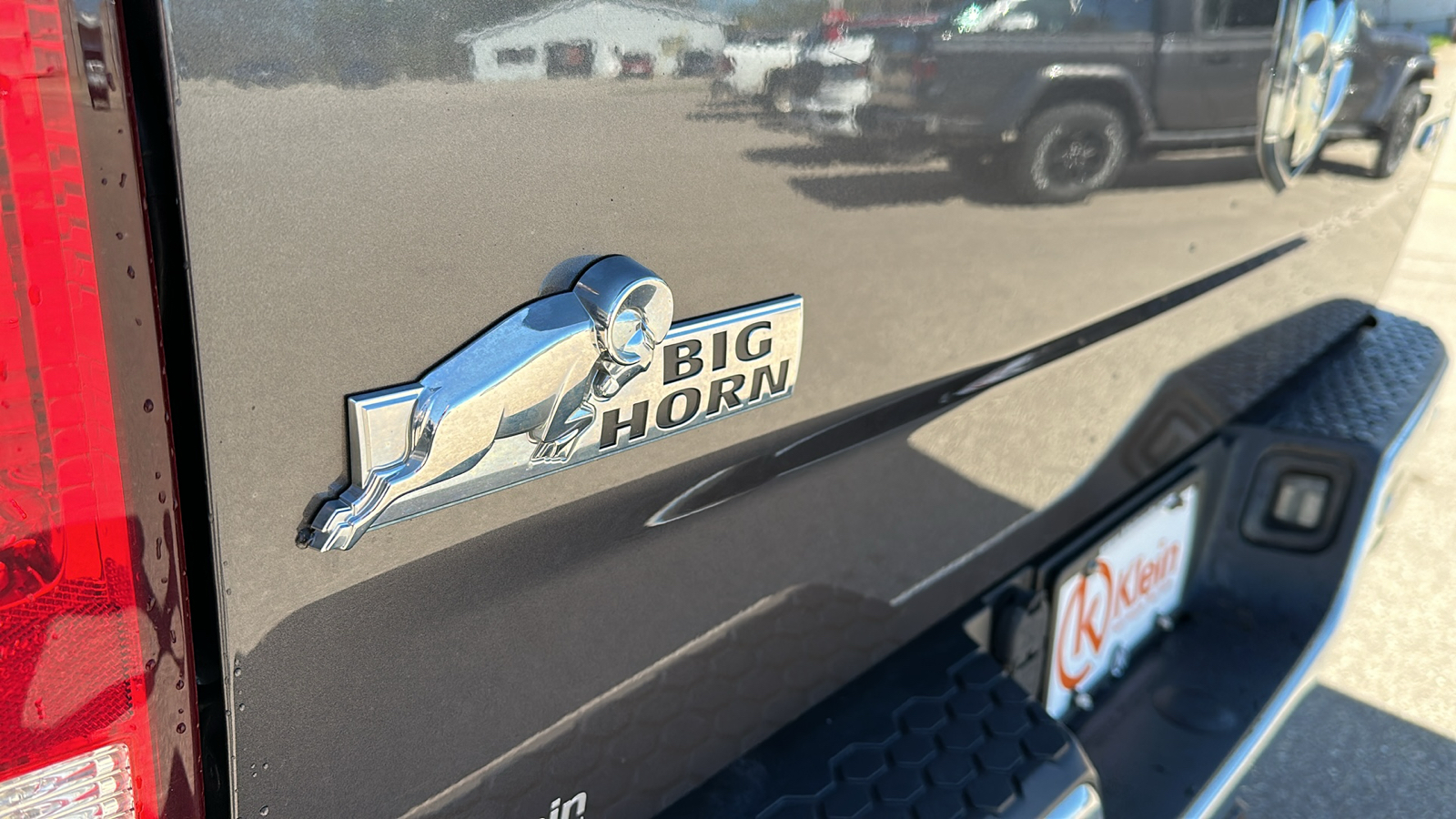 2018 Ram 1500 Big Horn 4x4 Crew Cab 57 Box 12