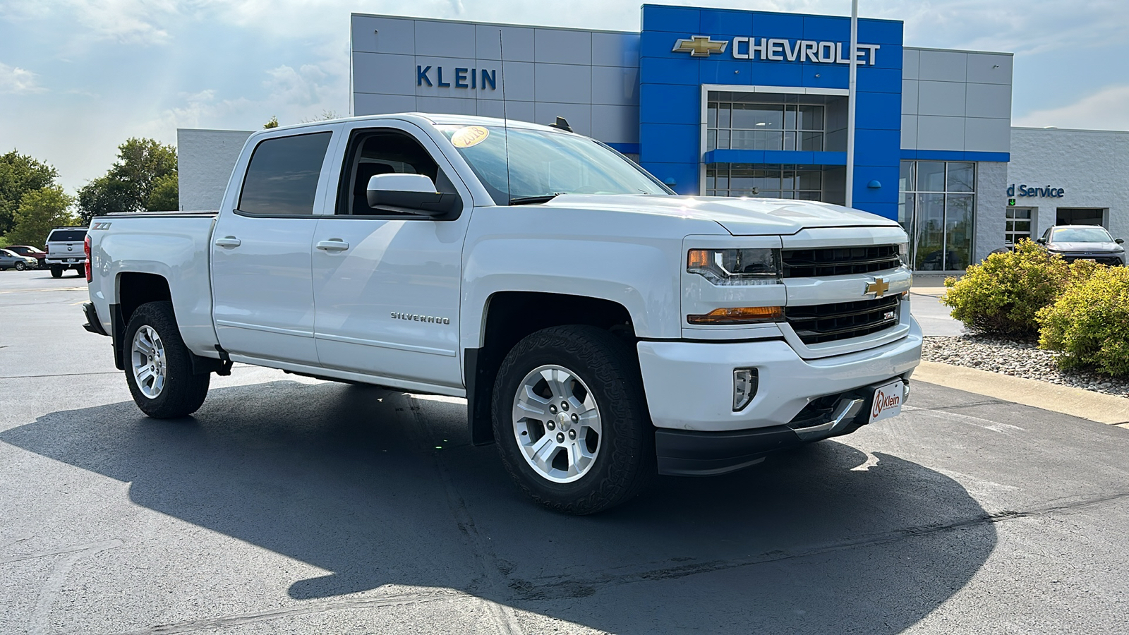 2018 Chevrolet Silverado 1500 LT 4WD Crew Cab 143.5 1