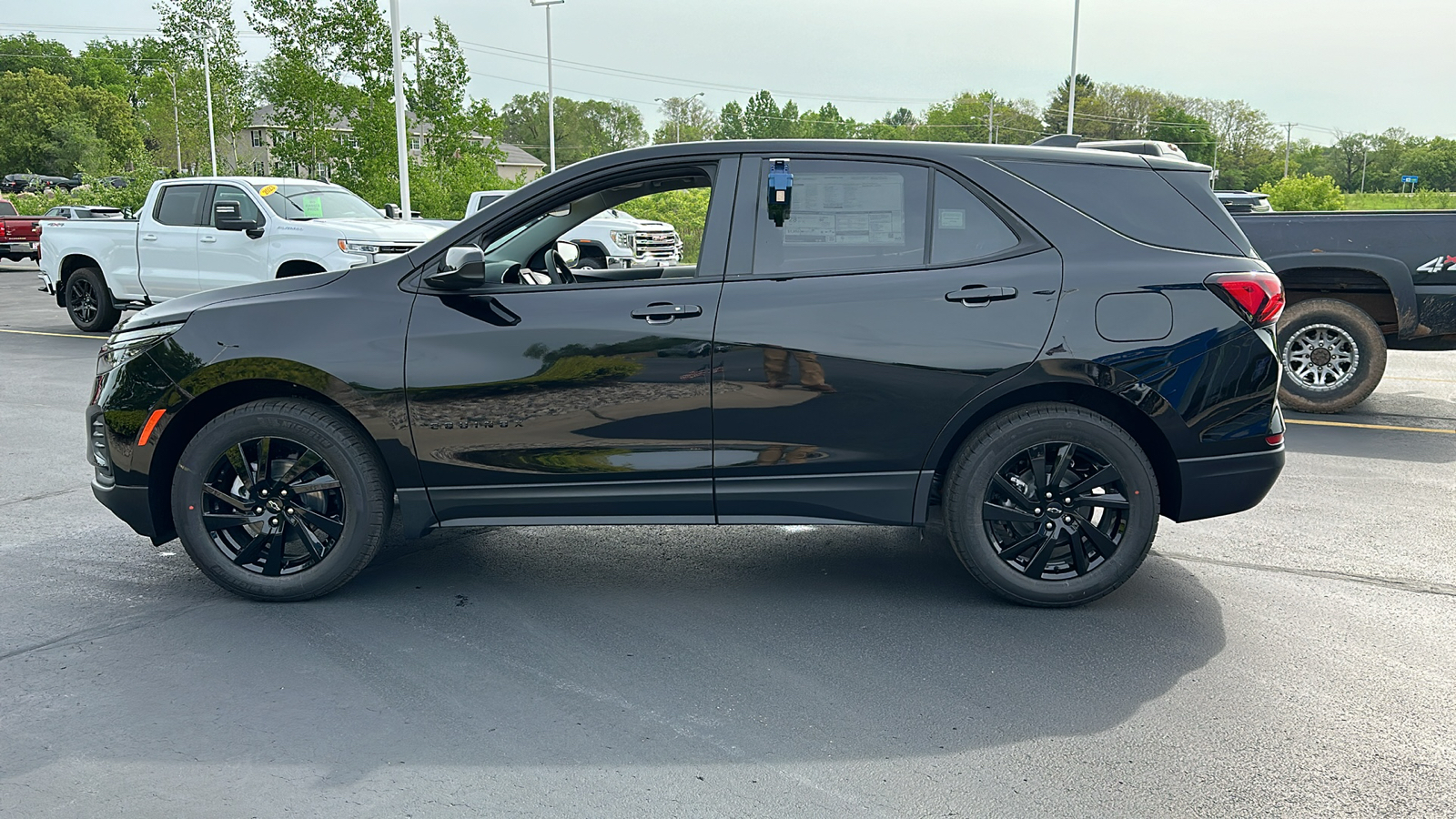 2024 Chevrolet Equinox LS 4