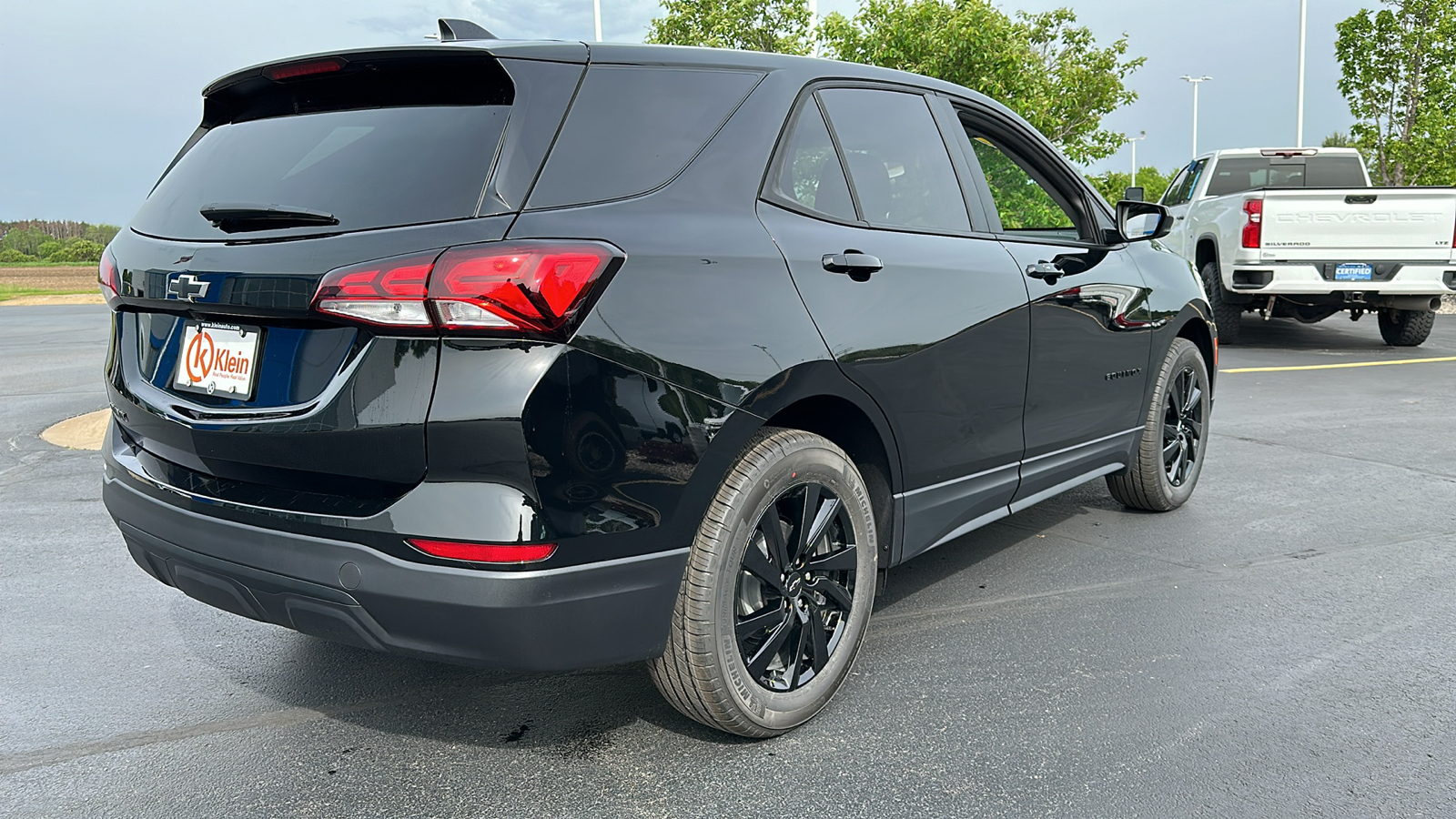 2024 Chevrolet Equinox LS 8