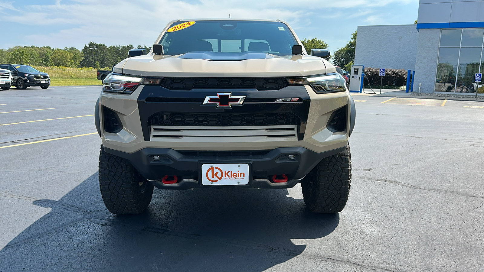 2024 Chevrolet Colorado 4WD ZR2 Crew Cab 2