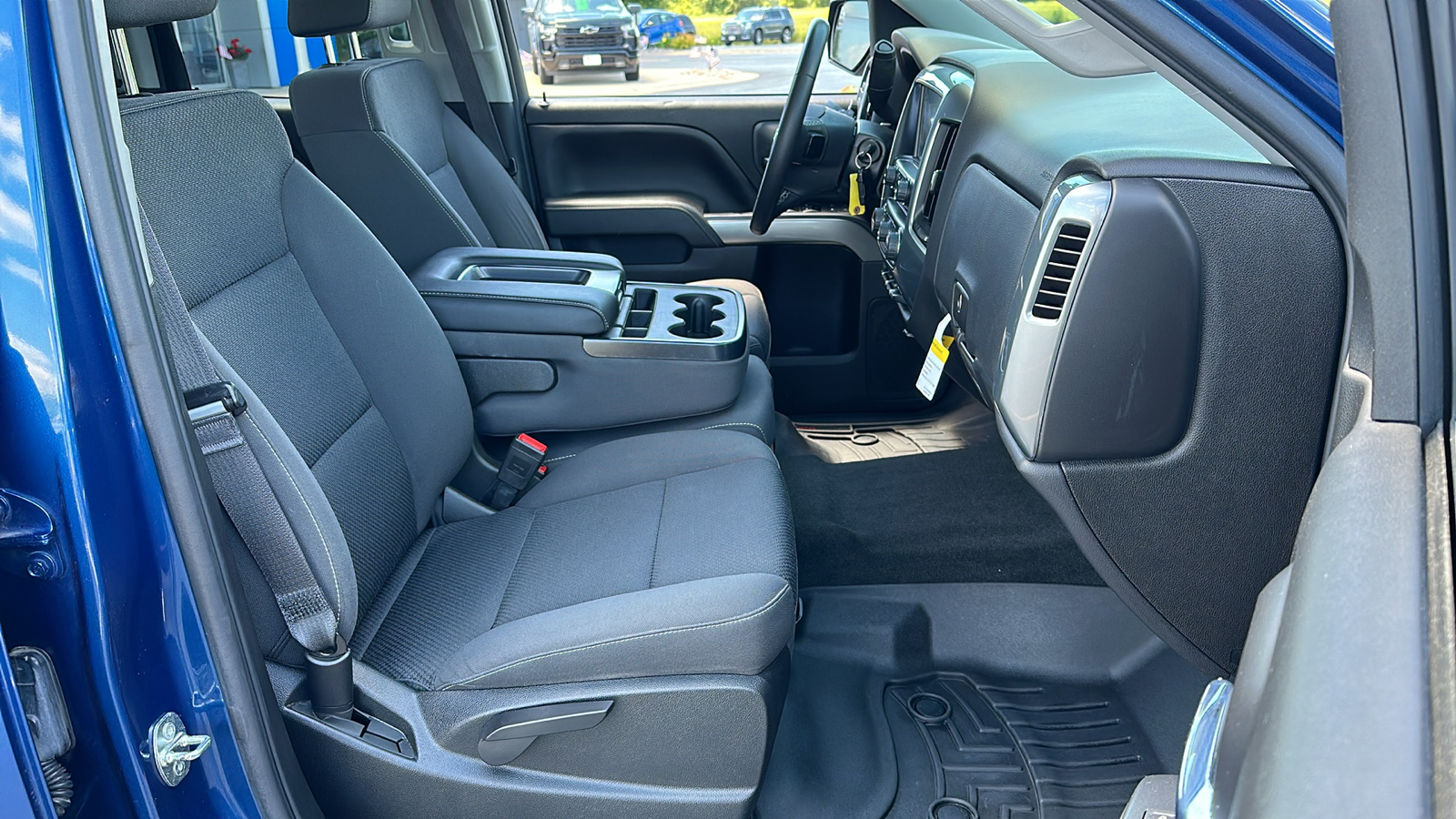 2016 Chevrolet Silverado 1500 LT 4WD Double Cab 143.5 30