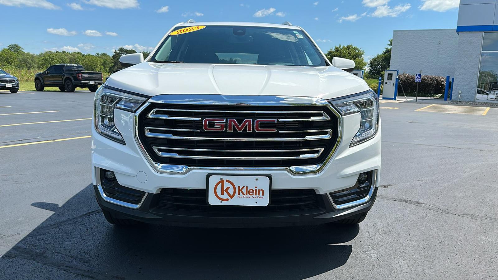 2023 GMC Terrain SLT 2