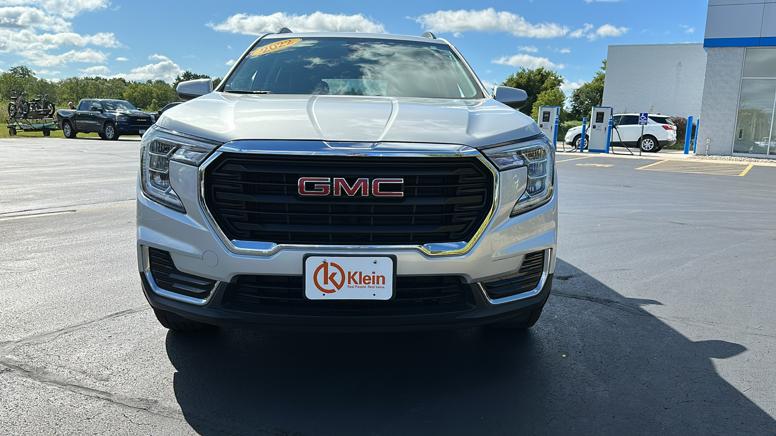 2022 GMC Terrain SLE 2