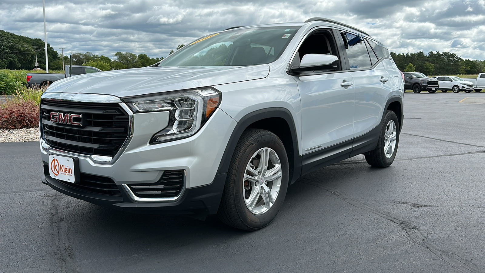 2022 GMC Terrain SLE 3