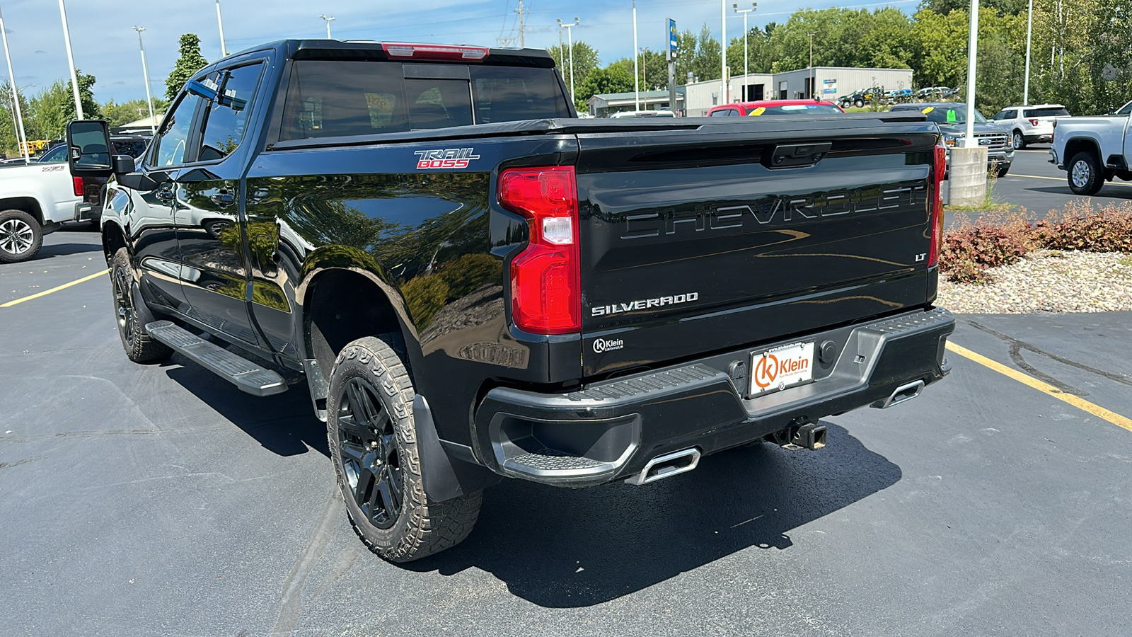 2022 Chevrolet Silverado 1500 LT Trail Boss 4WD Crew Cab 147 6