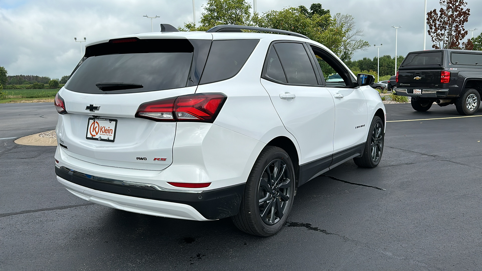 2023 Chevrolet Equinox RS 8