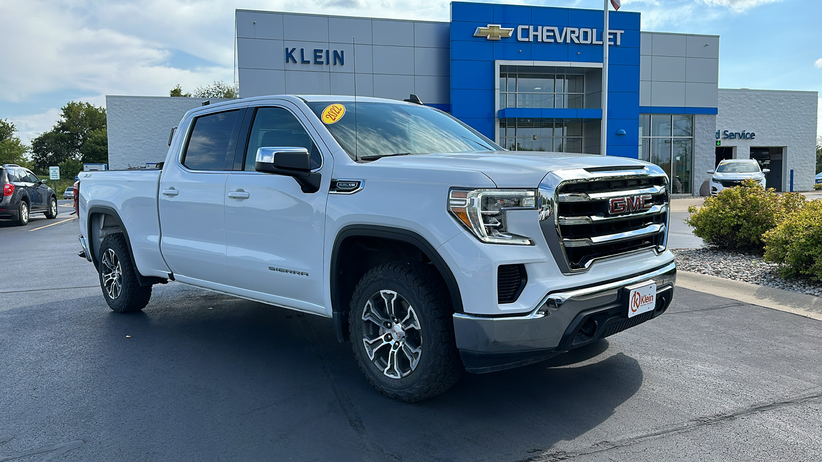 2022 GMC Sierra 1500 Limited SLE 4WD Crew Cab 147 1