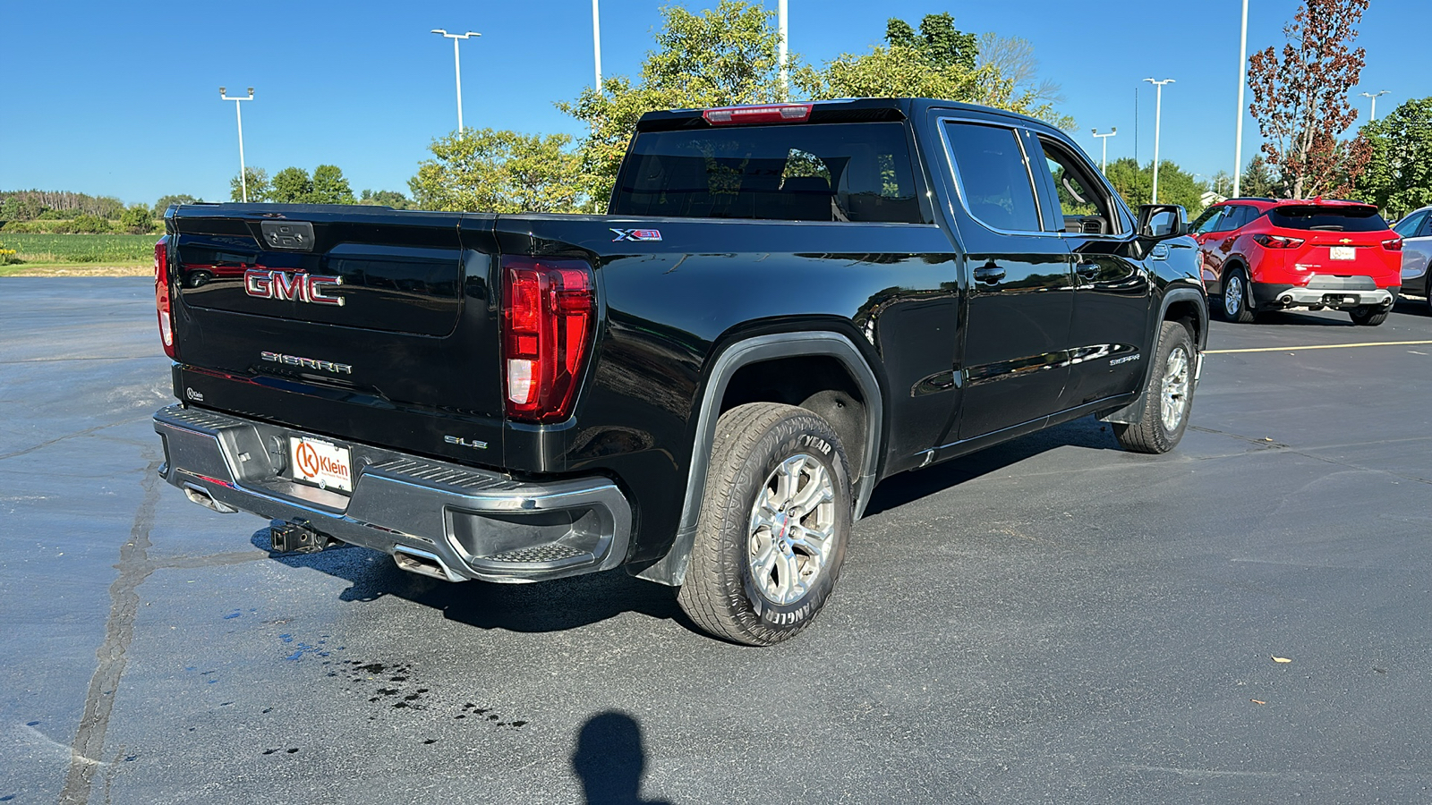 2022 GMC Sierra 1500 SLE 4WD Crew Cab 157 9