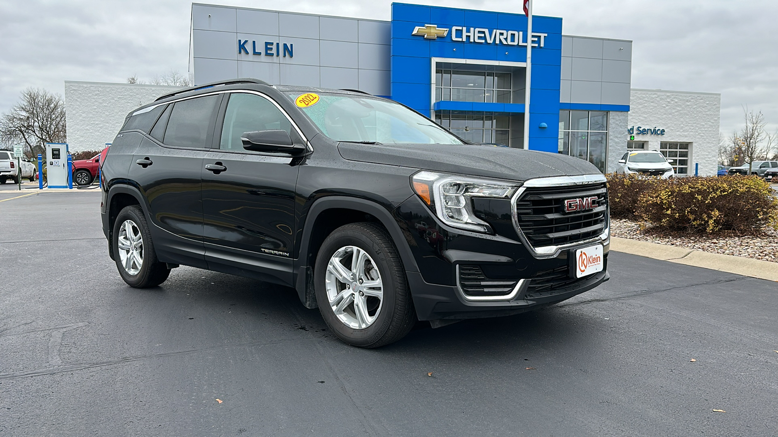 2022 GMC Terrain SLE 1