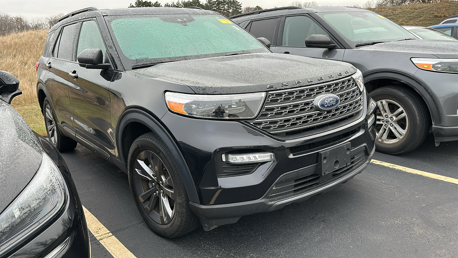 2021 Ford Explorer XLT 2