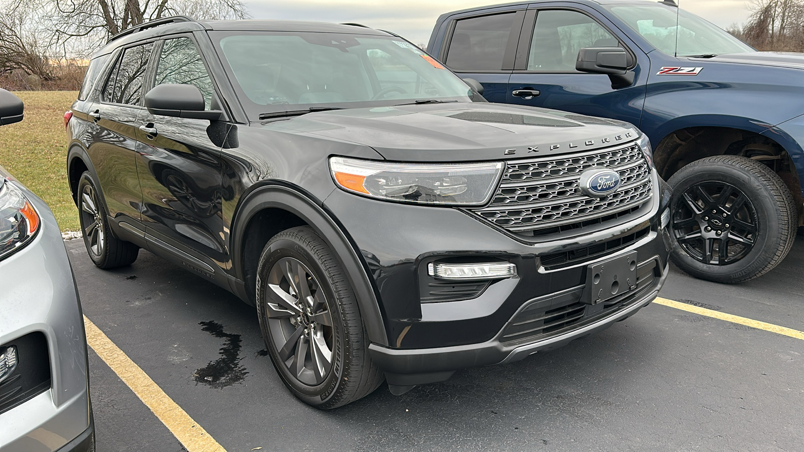 2021 Ford Explorer XLT 2