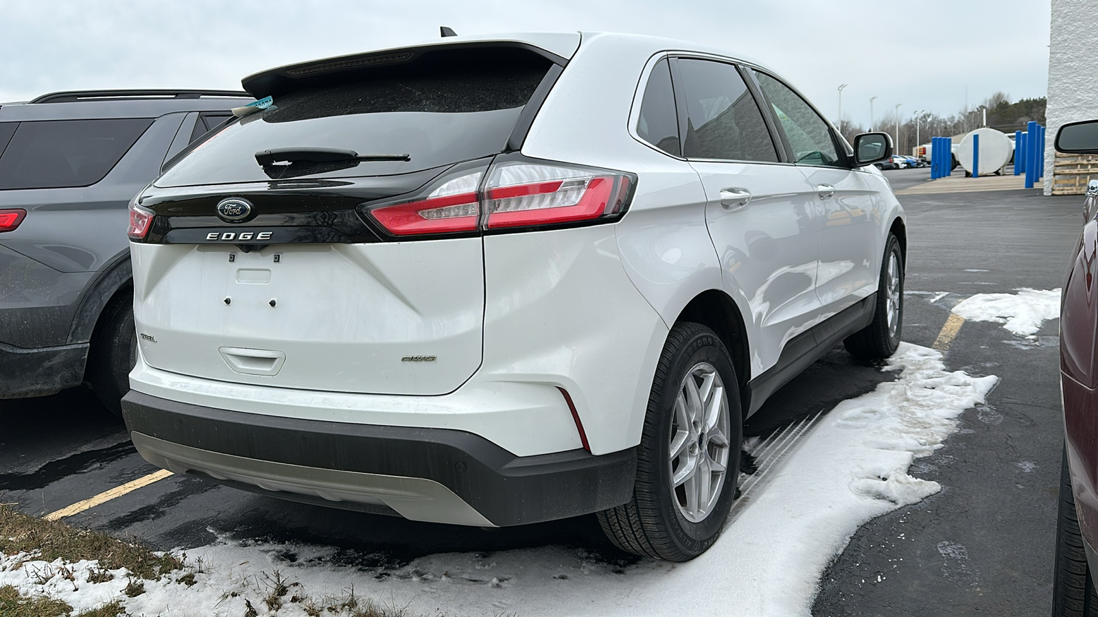 2021 Ford Edge SEL 3