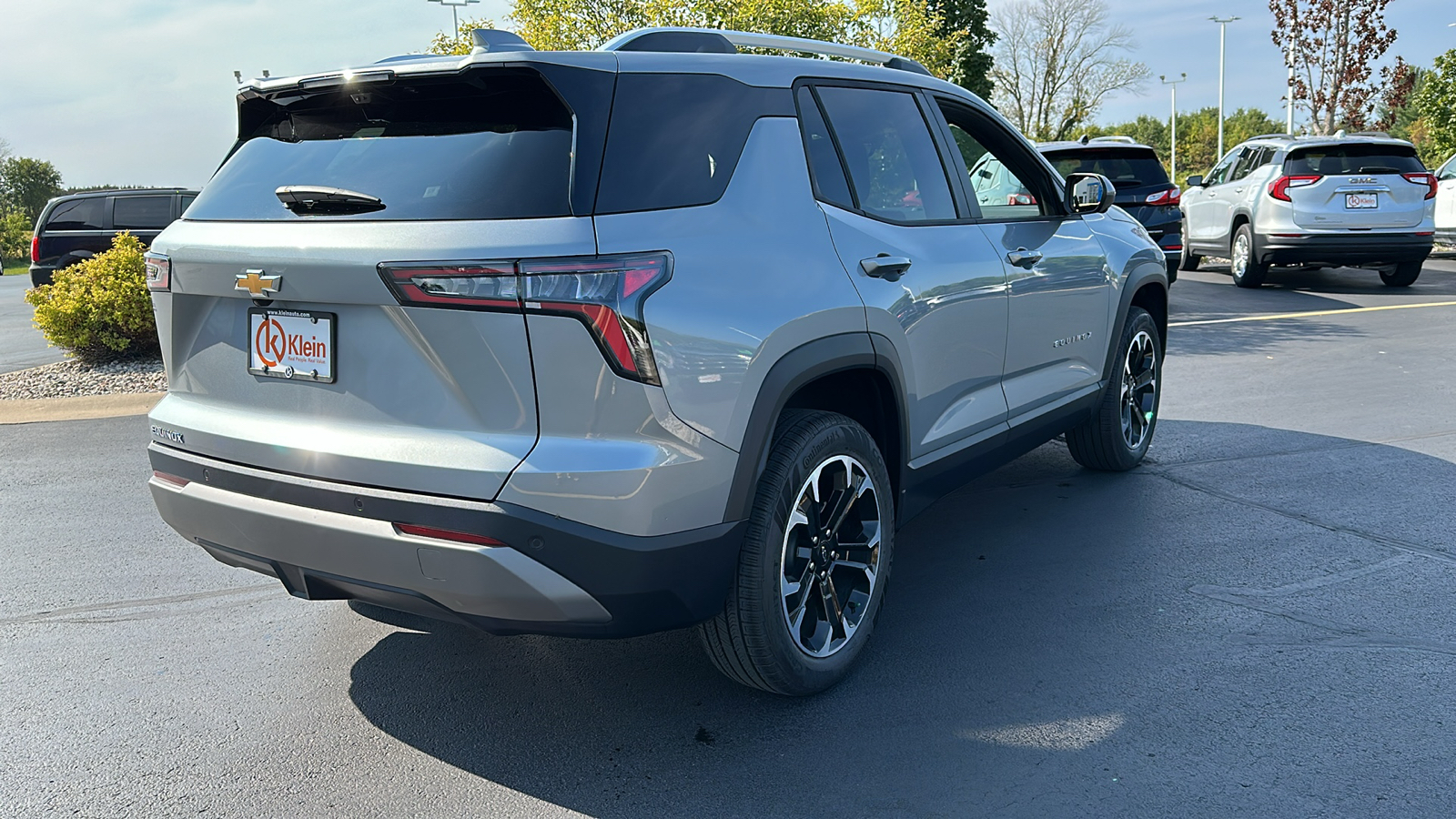 2025 Chevrolet Equinox FWD LT 8