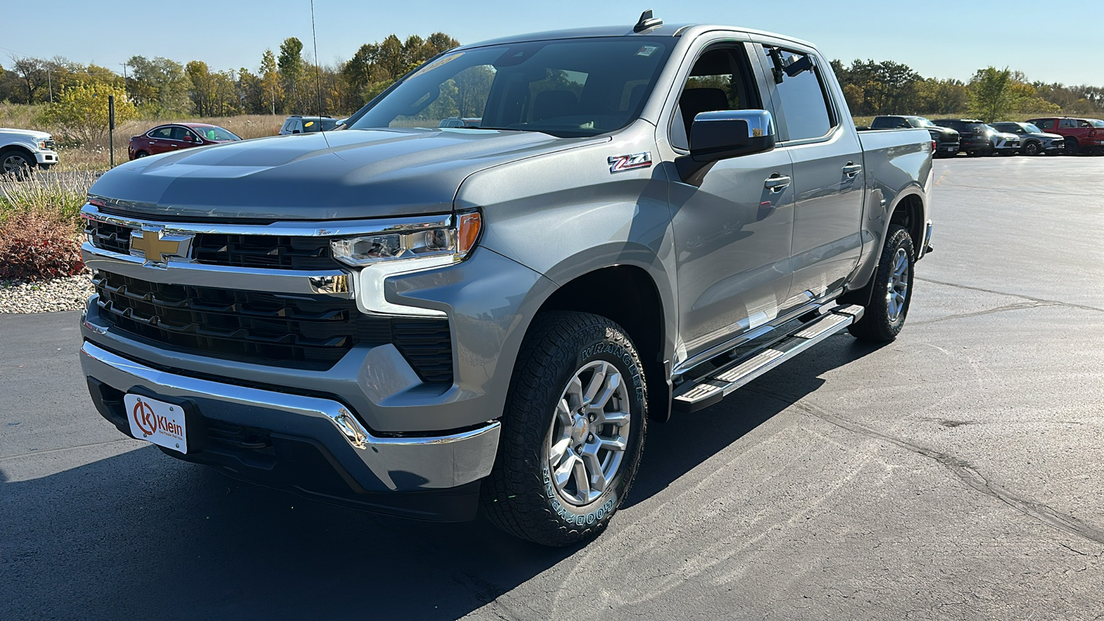 2025 Chevrolet Silverado 1500 LT 4WD Crew Cab 147 3