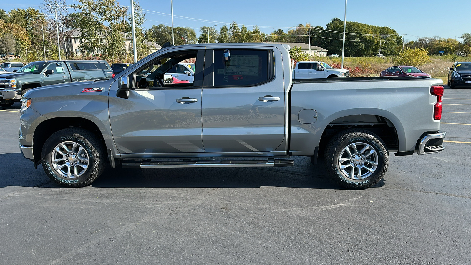 2025 Chevrolet Silverado 1500 LT 4WD Crew Cab 147 4